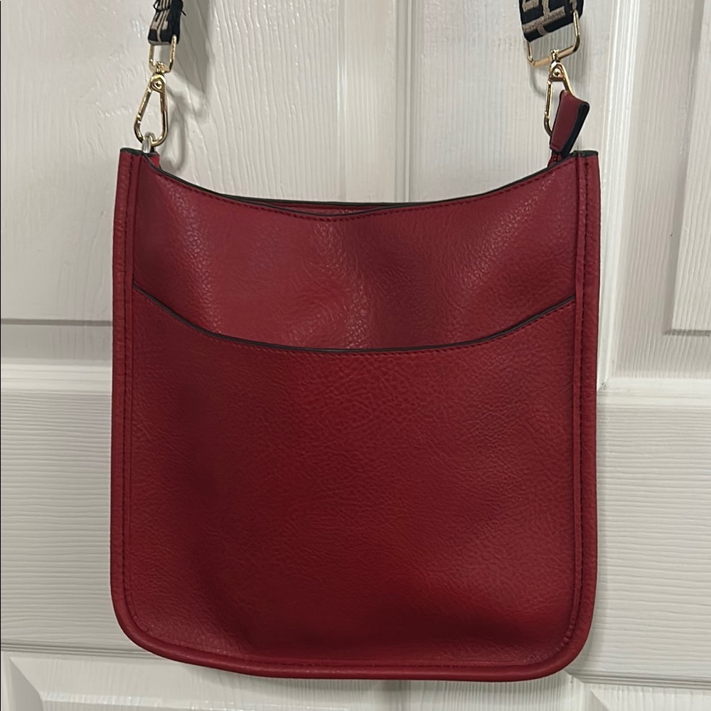 Elegant Red Leather crossbody/Shoulder Bag
